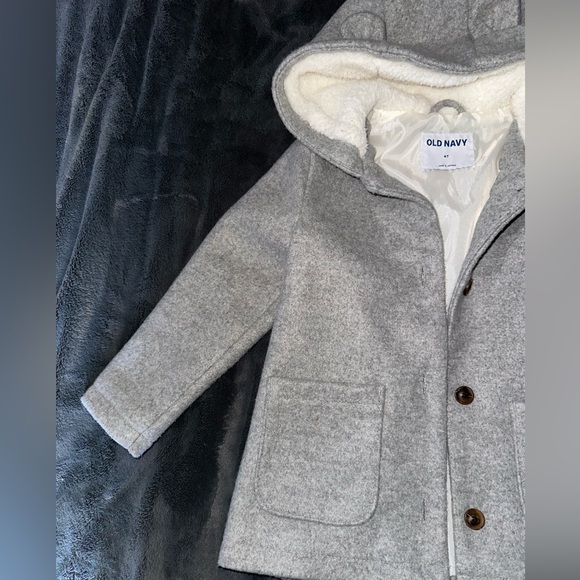 Old Navy toddler gray hooded pea coat - Picture 2 of 13
